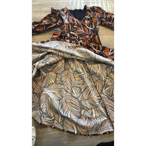 LaRoque Davis Printed Midi Flowy Dress Size XS - Picture 4 of 10